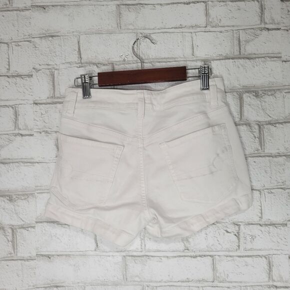 AEO hi-rise shortie white shorts - Picture 5 of 12